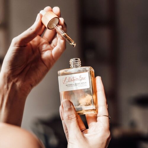 2.Botanical-boost-serum-Natures-gift-duurzaam-cadeau-sustainable-gift-card-duurzaamheid-natuur-geschenk-gifts-impact