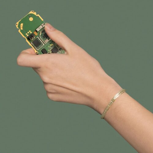 2..Solid-as-a-Block-armband-goud-roomwit-goud